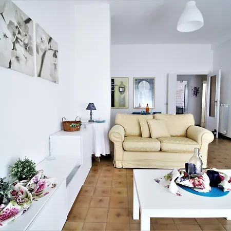 Casa Al Mare Trani Apartman